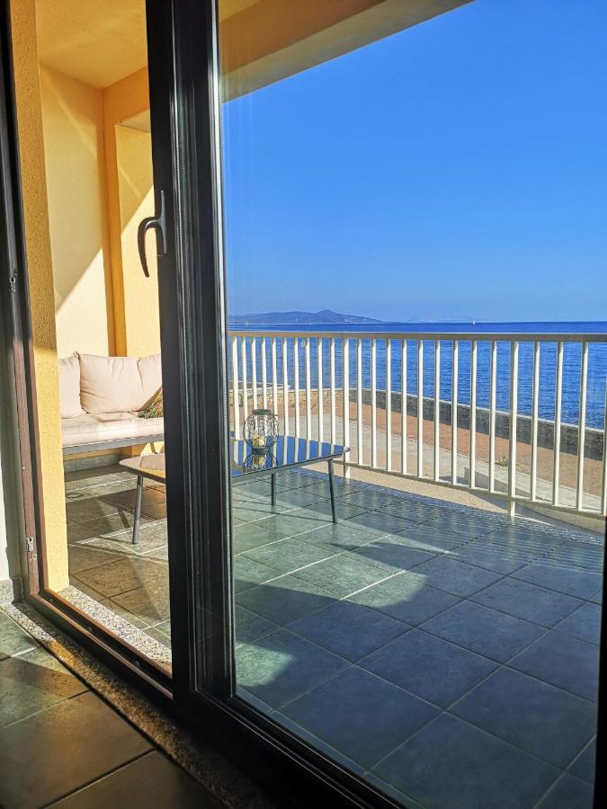 Вілла Casa Con Terrazza Fronte Mare Санта-Лючія Екстер'єр фото
