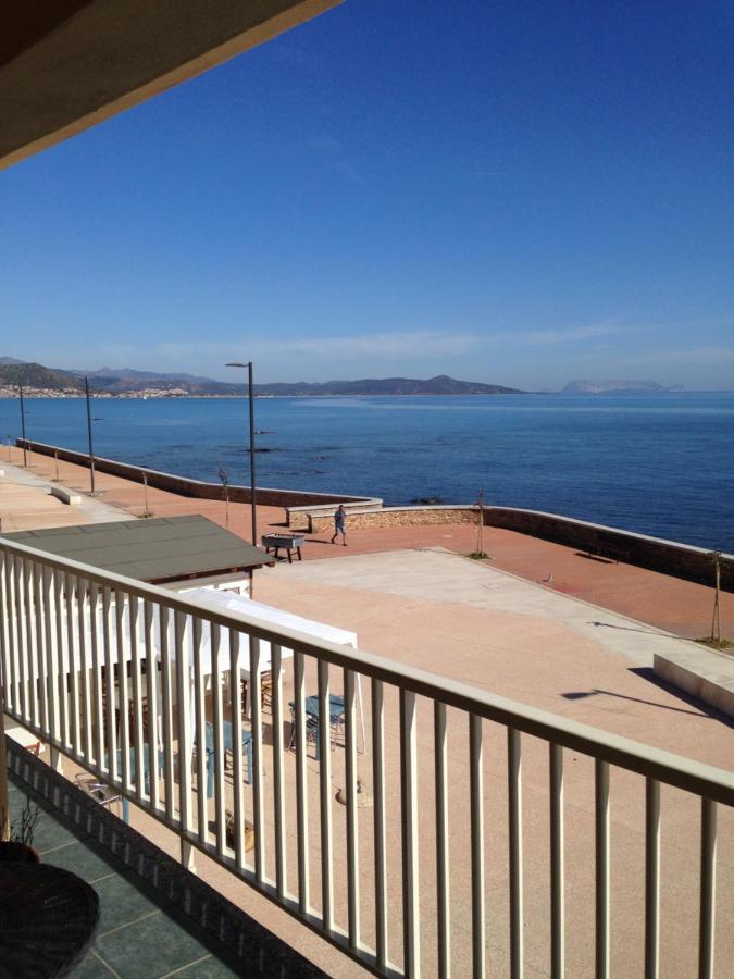 Вілла Casa Con Terrazza Fronte Mare Санта-Лючія Екстер'єр фото